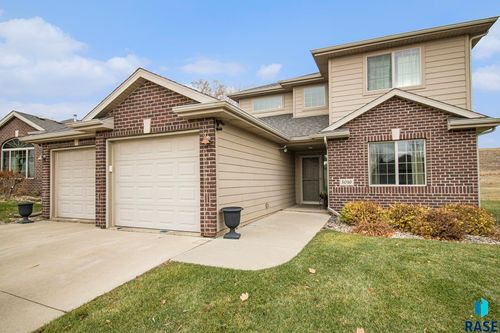 5016 S Winston Ln, Sioux Falls, SD, 57108-4842 | Card Image