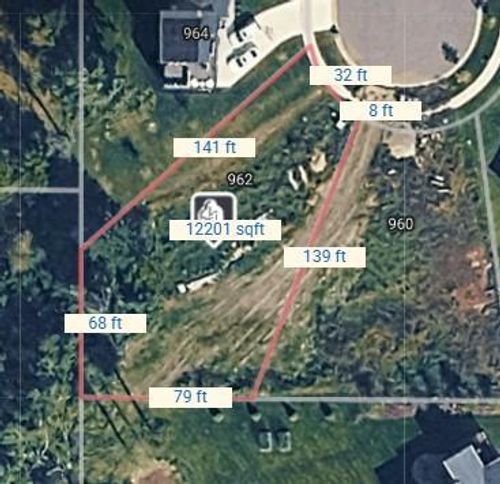 962 Creekside Xing, Stillwater, MN, 55082-9600 | Card Image