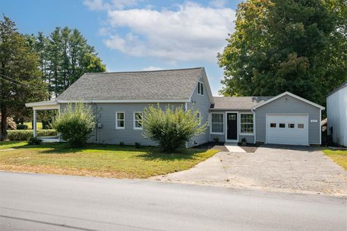 541 Silver Street, Rollinsford, NH, 03869 | Card Image