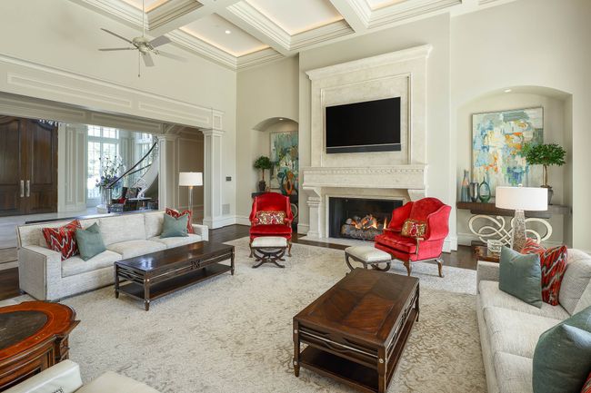 10617 Bridge Hollow Ct, House other with 6 bedrooms, 10 bathrooms and null parking in Dallas TX | Image 10