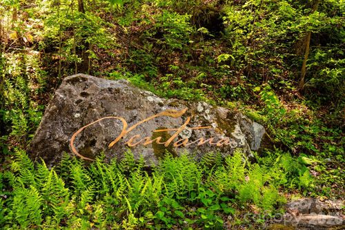 33 Bent Branch Ln, Asheville, NC, 28804-0079 | Card Image