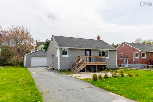 5 Birchfield Crescent, Halifax, NS, B3R2E6 | Card Image