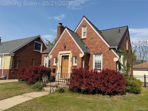 135 S Lafayette St, Dearborn, MI, 48124-1313 | Card Image