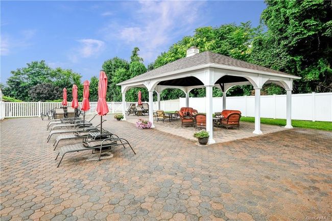 Poolside Lounge Chairs | Image 26