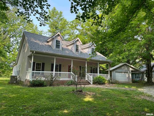 545 Creekside Ln, De Soto, IL, 62924-3432 | Card Image