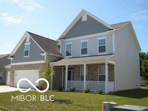 8111 Little Circle Rd, Noblesville, IN, 46060-1073 | Card Image