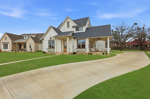 108 Dove Meadow Ln, Glen Rose, TX, 76043-1166 | Card Image