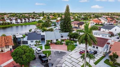 12386 Sw 10th Ln, House other with 3 bedrooms, 3 bathrooms and null parking in Miami FL | Image 1