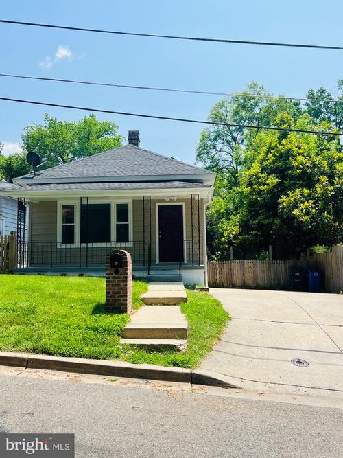 5709 Dade St, CAPITOL HEIGHTS, MD, 20743-2030 | Card Image