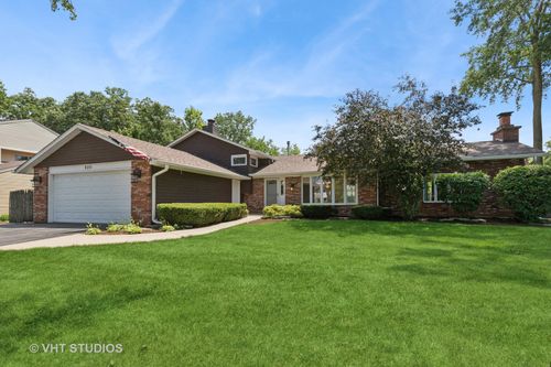 630 Smith Ave, Lake Bluff, IL, 60044-1719 | Card Image