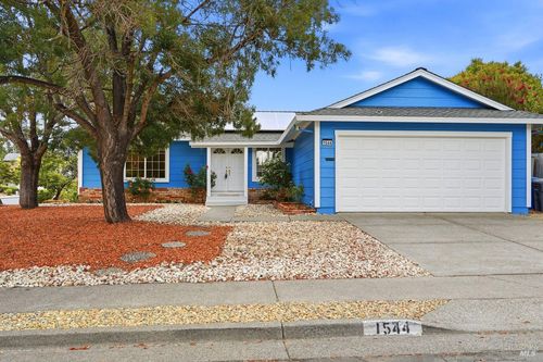 1544 Frederick St, Santa Rosa, CA, 95401-4463 | Card Image