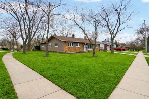 1625 Dennison Rd, Hoffman Estates, IL, 60169-4811 | Card Image