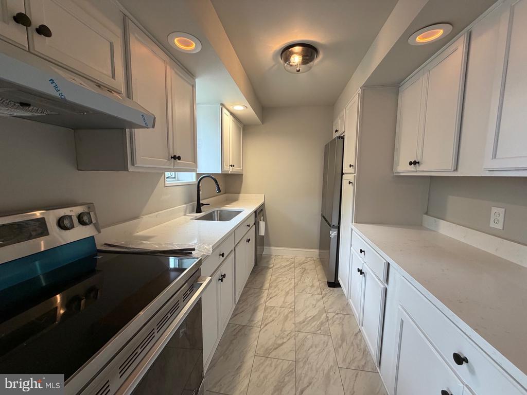 Residential Lease in EWING 2