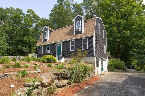 200 S Worcester St, Norton, MA, 02766-3469 | Card Image
