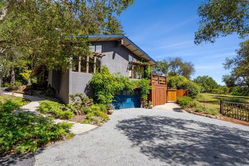 899 Calabasas Rd, Watsonville, CA, 95076 | Card Image