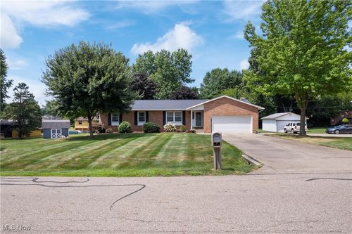5790 Rick Dr, Clinton, OH, 44216-9617 | Card Image