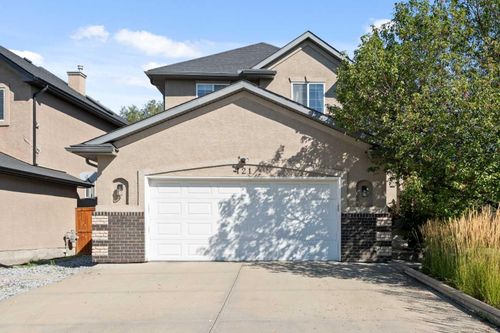 121 Oakmere Point, Chestermere, AB, T1X1M8 | Card Image