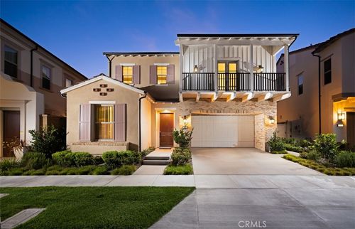 135 Oakstone, Irvine, CA, 92618-3552 | Card Image