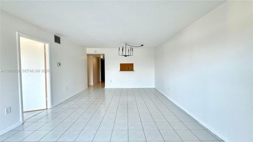 apt-4b-130 S Shore Dr, Miami Beach, FL, 33141-3984 | Card Image