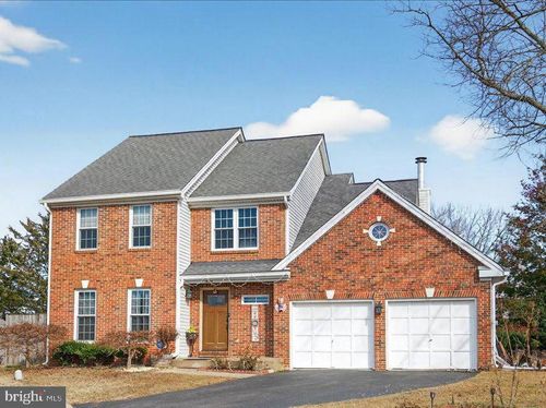10200 Racquet Cir, MANASSAS, VA, 20110-2100 | Card Image