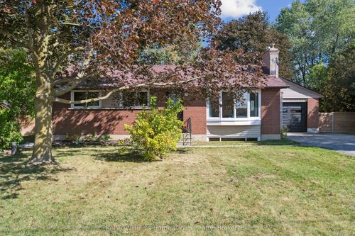 5863 Wellington Road 7, Guelph, ON, N1H6J2 | Card Image