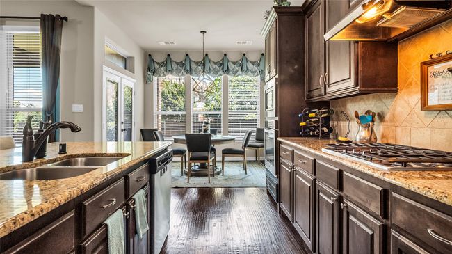Kitchen | Image 7