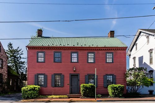 414 W King St, EAST BERLIN, PA, 17316-9667 | Card Image