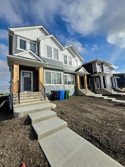 76 Lewiston St Ne, Calgary, AB, T3P2P2 | Card Image