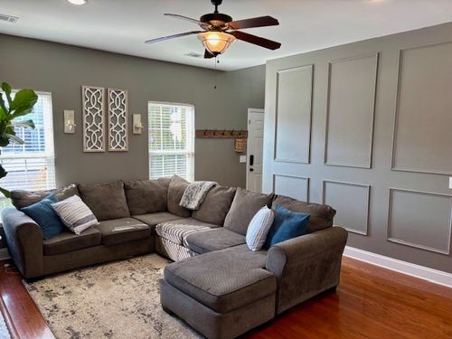 2165 Gold Valley Dr, Murfreesboro, TN, 37130-8423 | Card Image