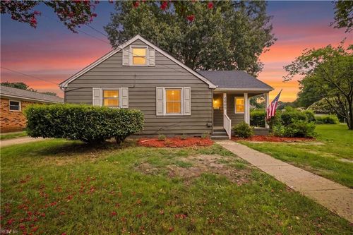 6803 Pierce St, Norfolk, VA, 23513-3027 | Card Image