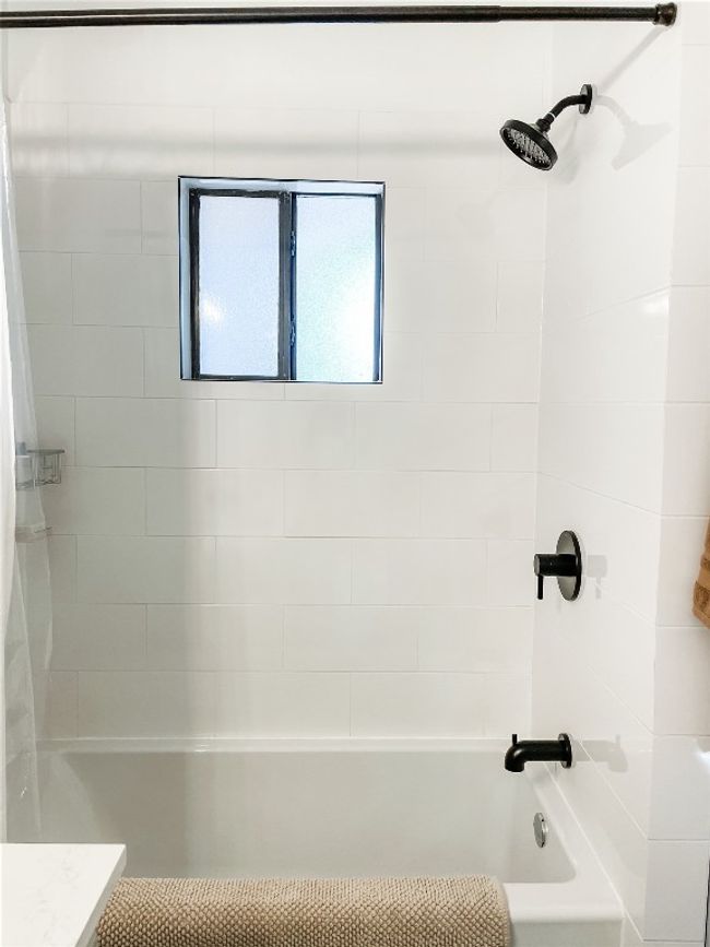 Primary Bathroom | Image 10