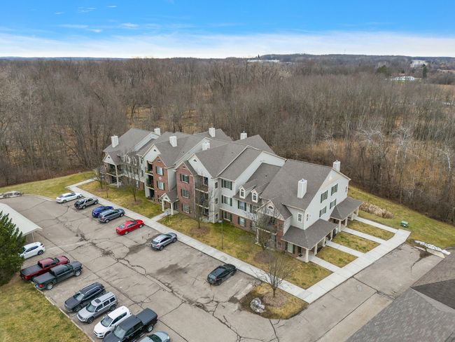12303 Pinehurst Ln, Condo with 2 bedrooms, 2 bathrooms and null parking in Grand Blanc MI | Image 41