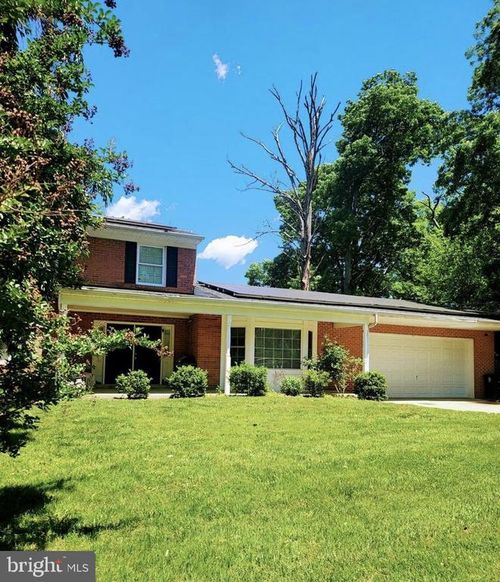 7100 Beltz Dr, DISTRICT HEIGHTS, MD, 20747-4636 | Card Image