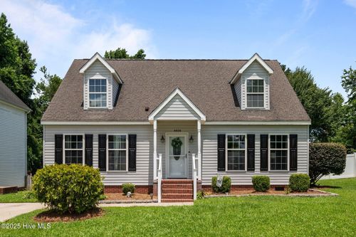 4404 Spring Pines Rd, Winterville, NC, 28590-9469 | Card Image