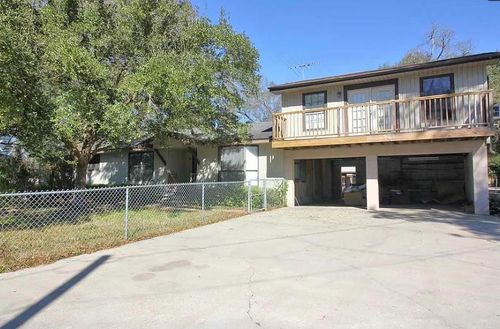 949 Dillon Dr, Silsbee, TX, 77656-5451 | Card Image