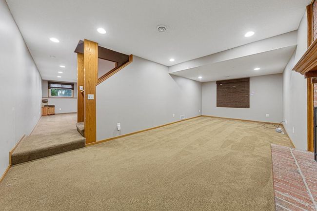 53 Family room_lower.jpg | Image 47