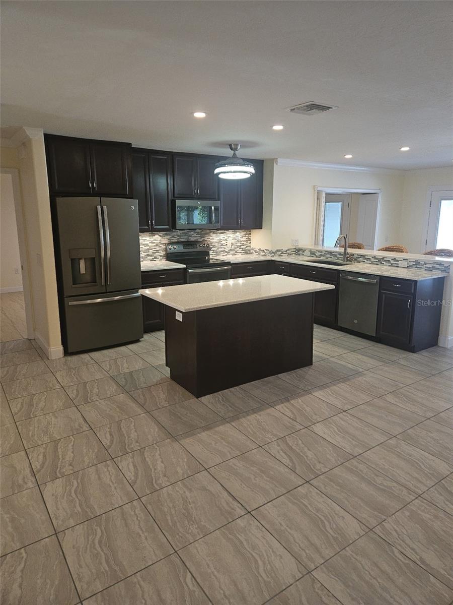 Residential Lease in ENGLEWOOD 5