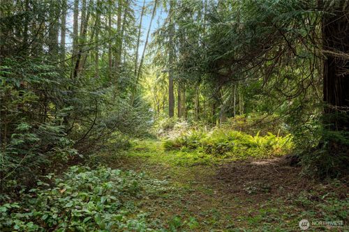 4105 Tartan Way, Clinton, WA, 98236-9529 | Card Image