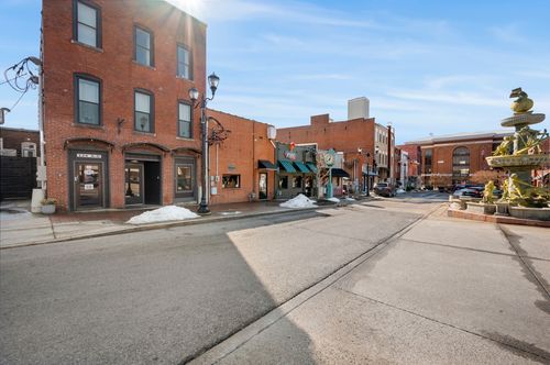 124 Strawberry Aly, Clarksville, TN, 37040-5231 | Card Image