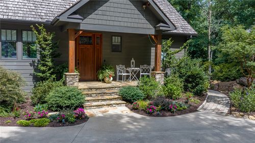 129 Burwood Ct, Sunset, SC, 29685-1620 | Card Image