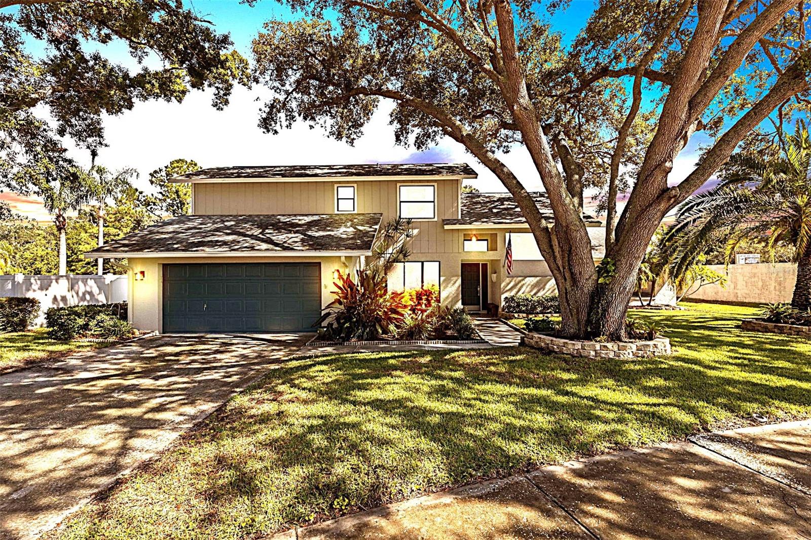 Brae Moor Ln, Dunedin, FL 34698