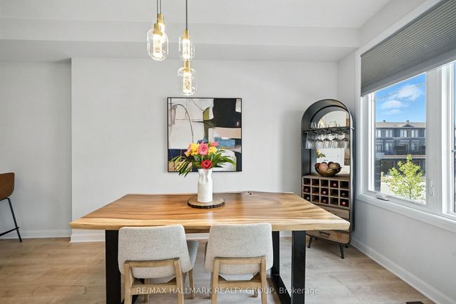 702 Confluence Walk, House attached with 2 bedrooms, 2 bathrooms and 1 parking in Ottawa ON | Image 11