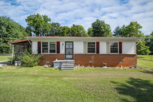 836 Forest Cir, Sparta, TN, 38583-5564 | Card Image