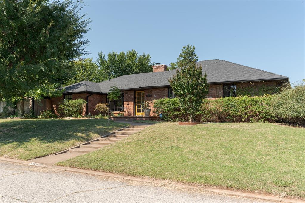 Lindsay Ave, Oklahoma City, OK 73105