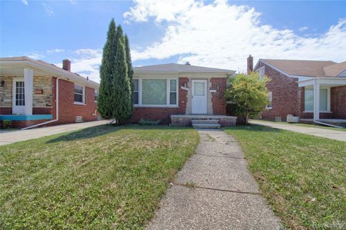 17084 Stricker Avenue, Eastpointe, MI, 48021 | Card Image