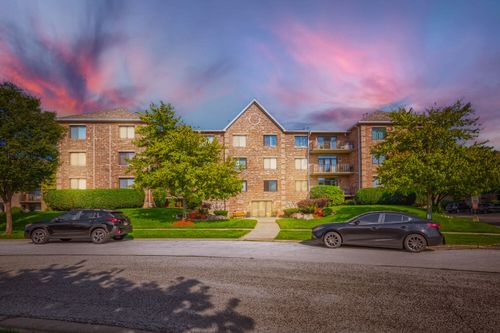 305-11035 Deblin Ln, Oak Lawn, IL, 60453-6315 | Card Image