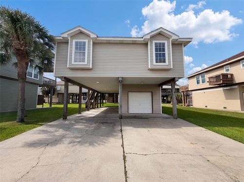 13909 Pirates Beach Blvd, Galveston, TX, 77554-7828 | Card Image