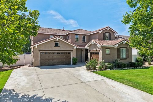 7778 Centro Vis, Highland, CA, 92346 | Card Image