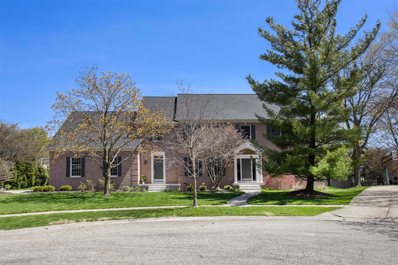 Mission Hills Dr, Grand Rapids, MI 49546