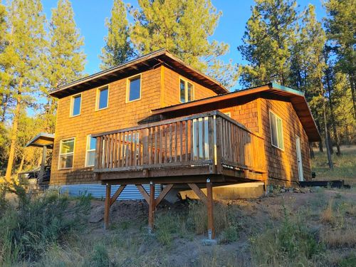 49677 S Packsaddle Rd, Beatty, OR, 97621-3229 | Card Image